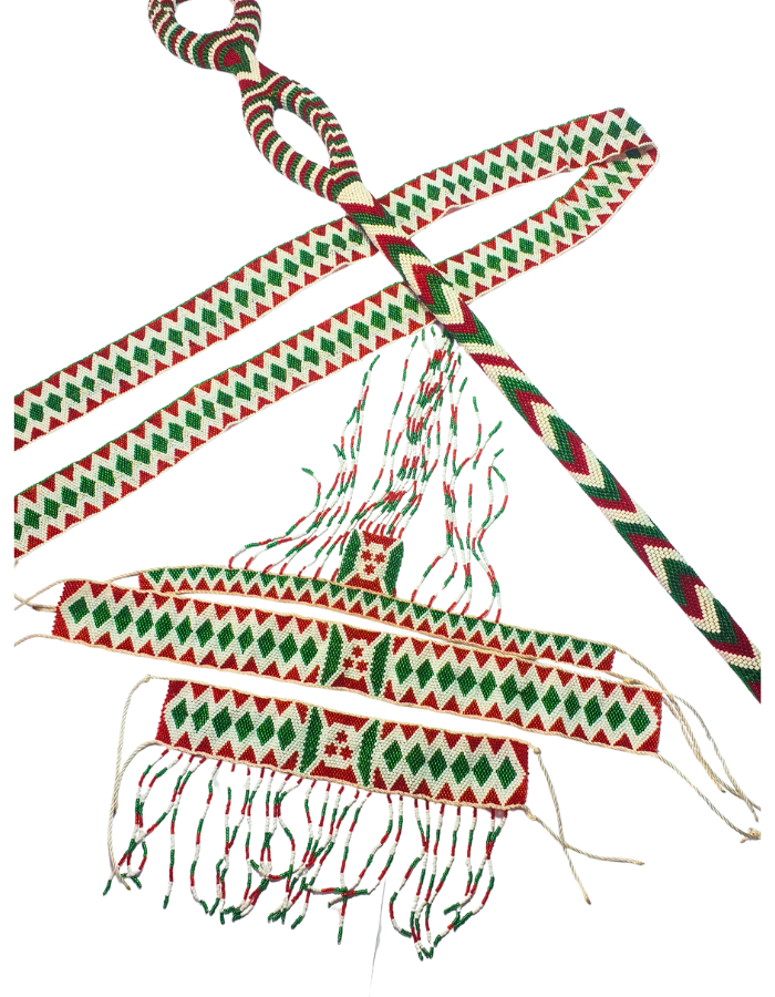 Parure Traditionnelle Burundaise en Perles avec Bâton Cérémoniel – Ensemble Complet