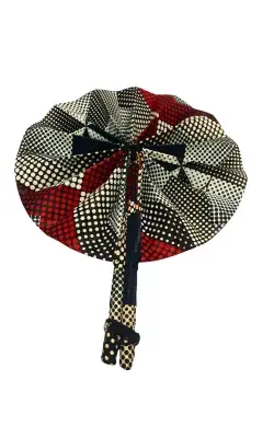 Éventail Artisanal Africain en Tissu Wax Rouge, Noir et Blanc – Fait Main