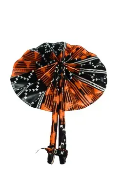 Éventail Artisanal Africain en Tissu Wax Orange et Noir – Fait Main