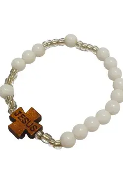 Bracelet Blanc Jésus avec Croix en Bois – Bijou Chrétien Spirituel