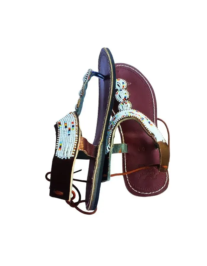 Sandales Artisanales Perlées Bordeaux & Ivoire — Bracelet Cheville Trois Médaillons (Taille 40)