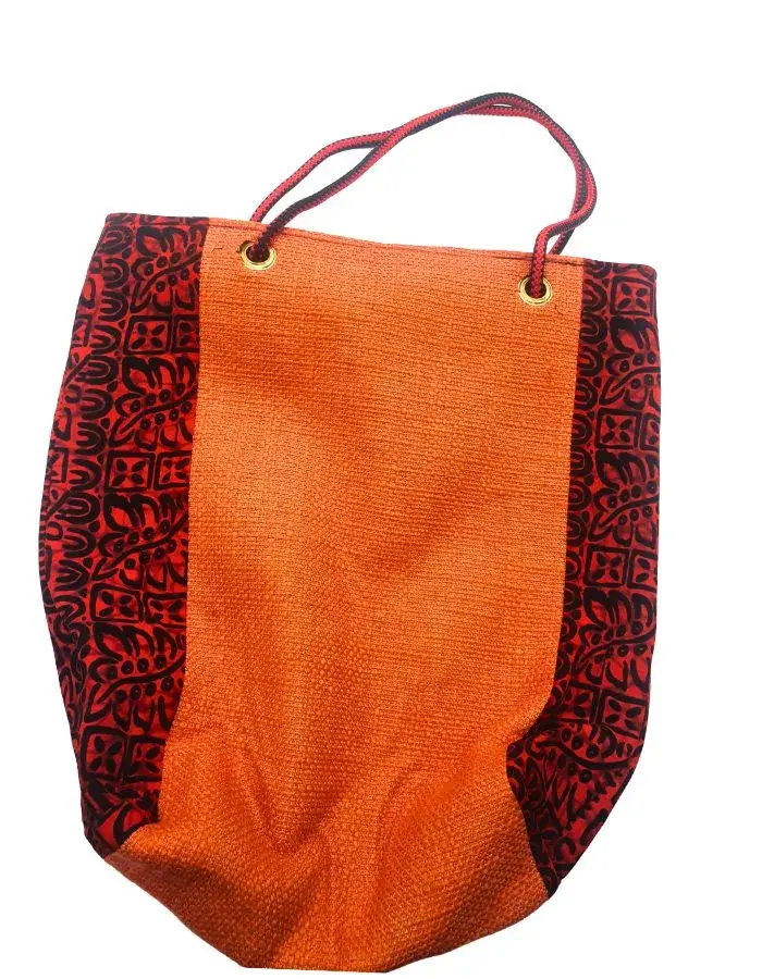 Sac Artisanal Burundi — Carte du Burundi, Wax Rouge & Noir (Grand Format) (37 cm)